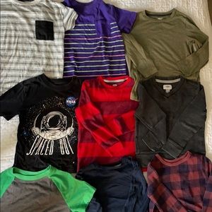 Lot of boys XS 4/5 shirts